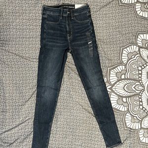New with tags American Eagle jagging dark wash size 4 regular